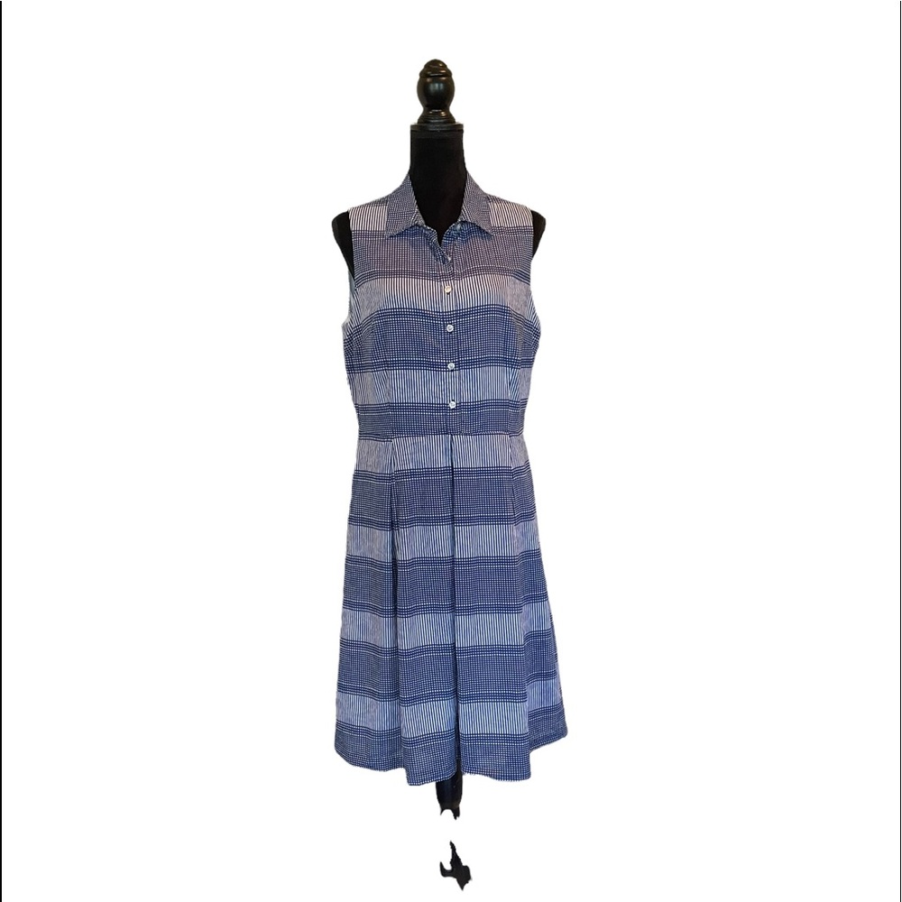 Nine West blue sleeveless check pattern button front pleated cotton dress size14